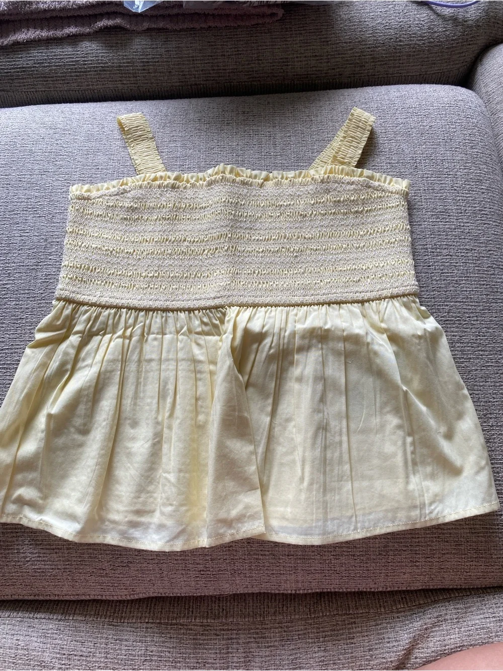 Abercrombie and Fitch 2-in1 Convertible Tank Top in Soft Yellow - Picture 3 of 9